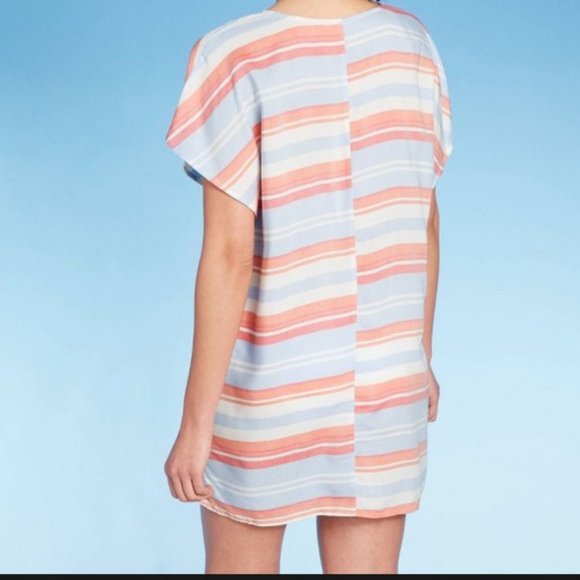 NWT V-neck lace up cover up tunic size L - Picture 2 of 2